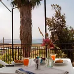 La Pagoda 4* Gizzeria
