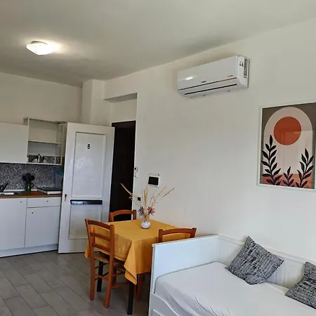 La Pagoda Aparthotel