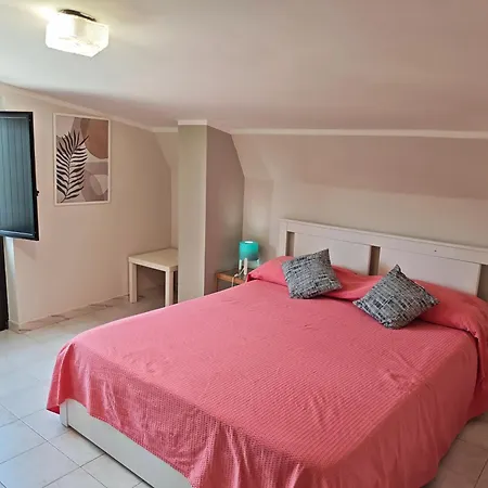 La Pagoda Aparthotel