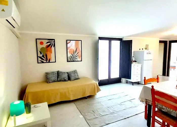 La Pagoda Aparthotel 3*