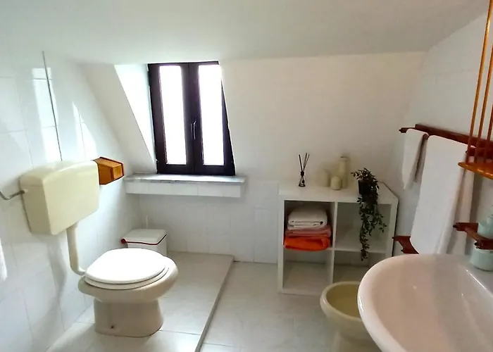 La Pagoda 3* Gizzeria