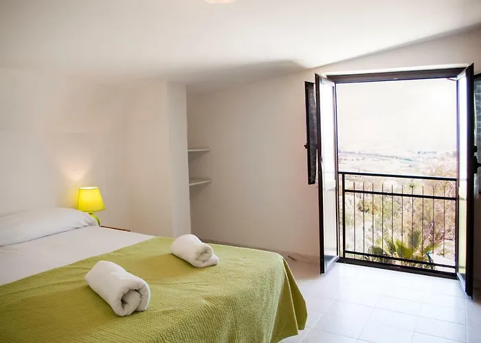 Aparthotel La Pagoda 3*