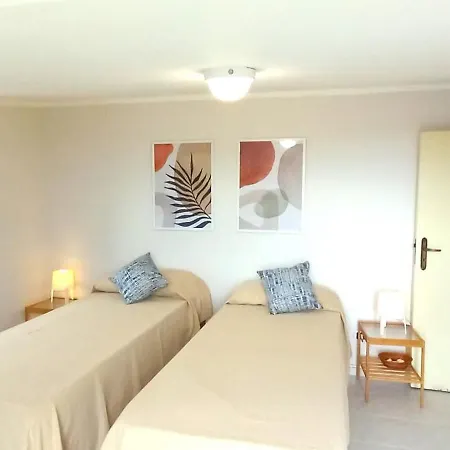 La Pagoda Aparthotel 4*