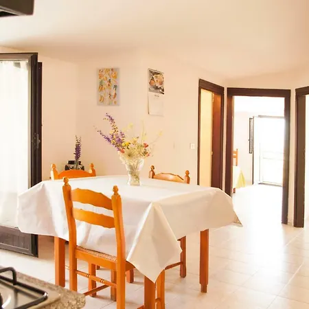 La Pagoda Aparthotel Gizzeria